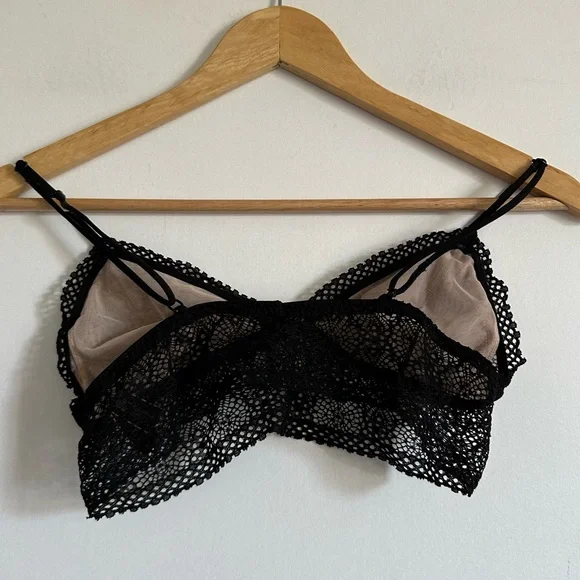 Victoria’s Secret Black Lace Long Line Unpadded Bralette Size Medium EUC - Picture 2 of 5